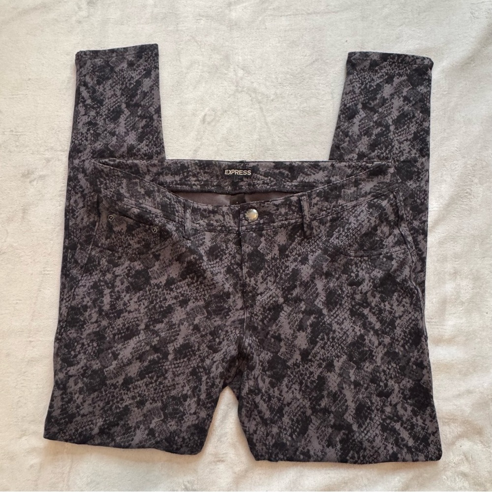 Express Snakeskin Print Skinny Jeans Jeggings Gray Black Women’s Size‎ Large